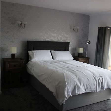 The New Lodge Pontardawe Eksteriør bilde