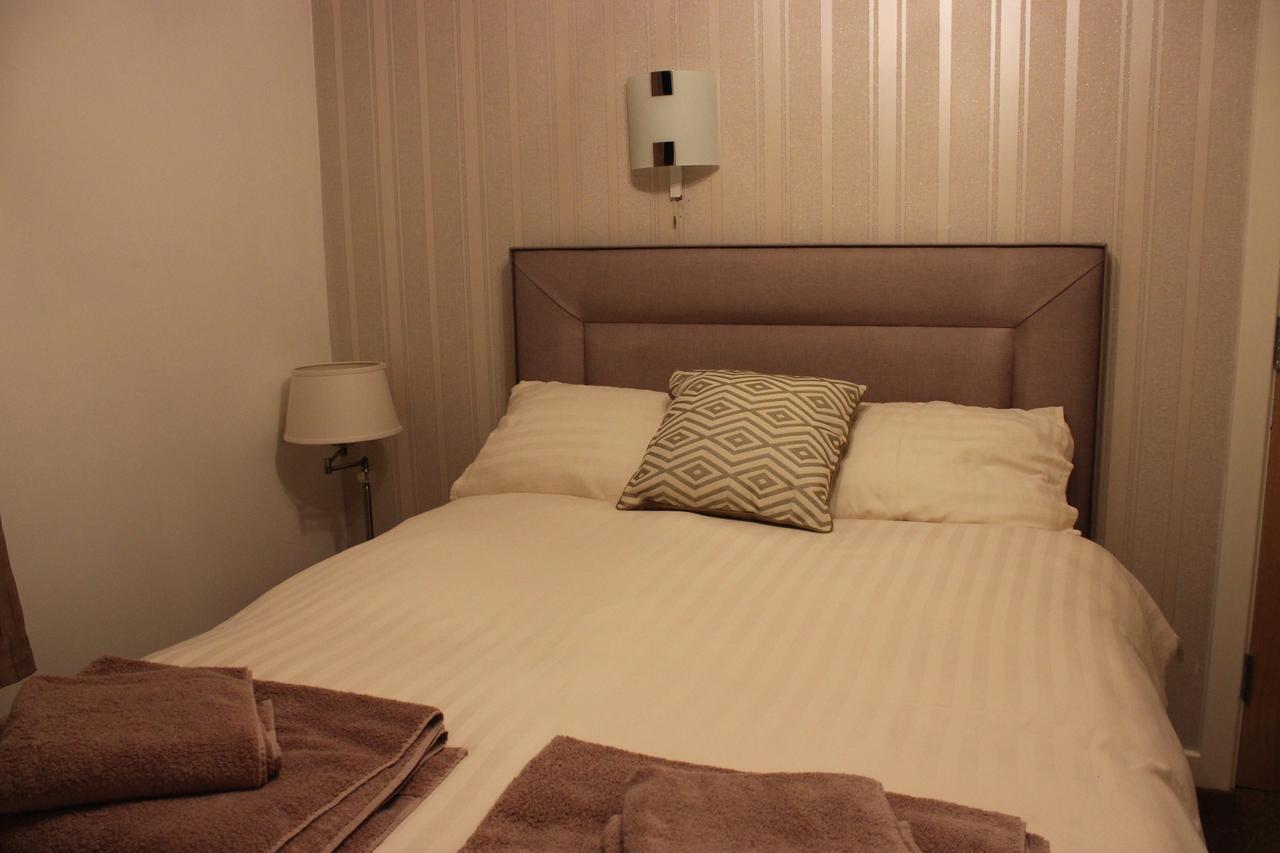 The New Lodge Pontardawe Eksteriør bilde