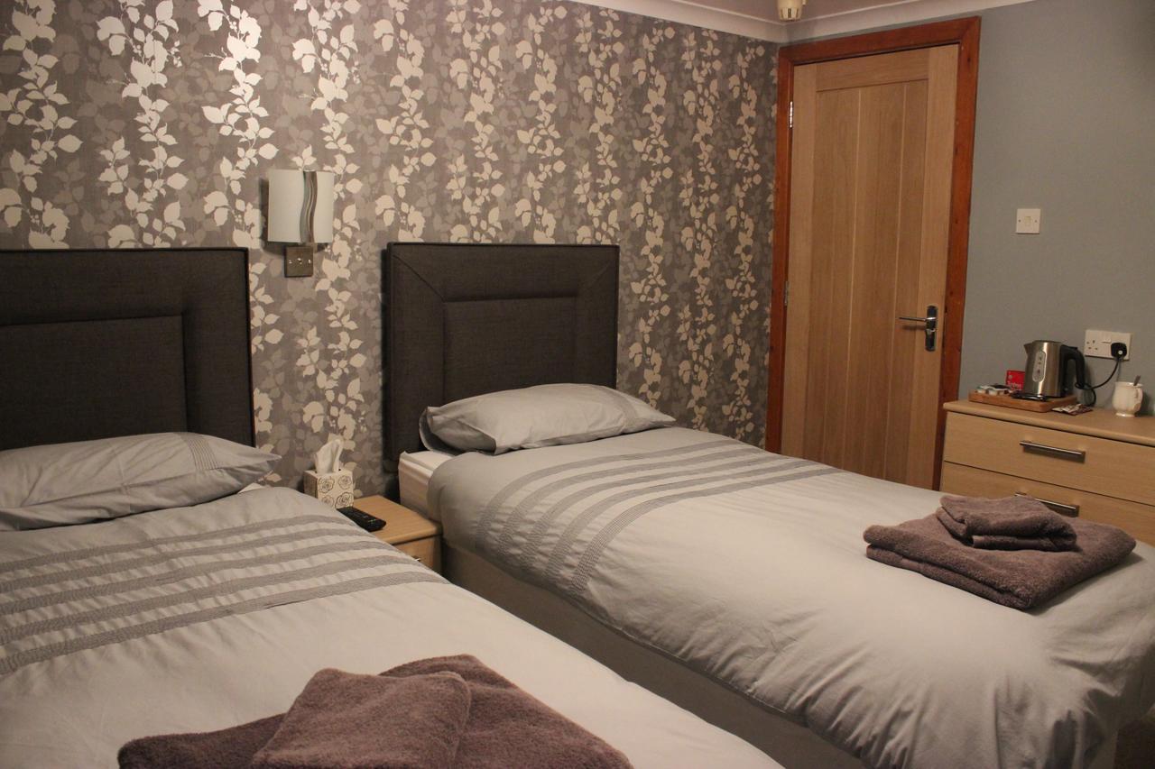 The New Lodge Pontardawe Eksteriør bilde